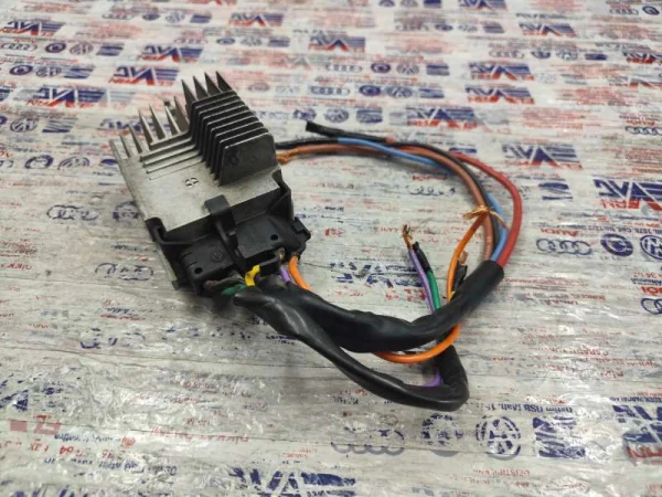 8E0971073 | Audi A4 Fan Kablo Tesisatı VAG