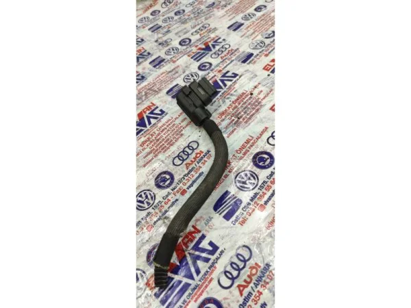 8K0973205 | Hava Akış Sensörü Soketi | VW Amarok - Audi A4, A5, A6, A8, Q5 VAG