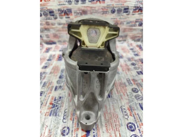 8W0199372CT | Sağ Motor Takozu | Audi A4, A5 VAG