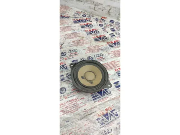 8X0035416C | Orta Göğüs Hoparlörü | Audi A1, Q3, RS Q3 VAG