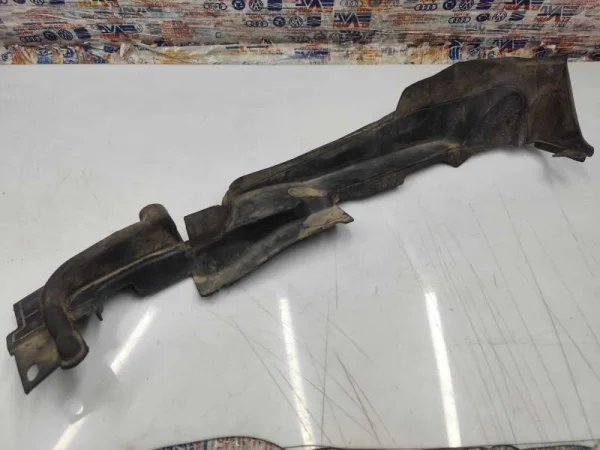 8W6821169C | Sol Ön Çamurluk İç Davlumbaz Kapağı VAG