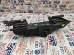 8W1857735 | Ekran Taşıyıcı Braketi | Audi A4, A5 - 2