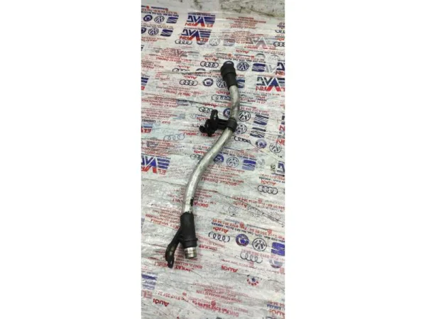8Z0115703C | Yağ Çubuğu Borusu VAG
