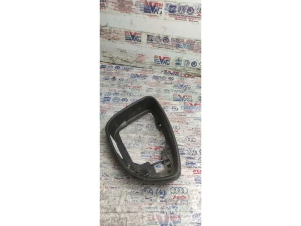 3C8857602A | Sağ Dış Dikiz Aynası Çerçevesi | VW CC, Eos, Jetta, Passat, Scirocco VAG