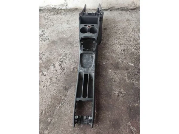 6R0863243F | VW Polo Orta Konsol VAG