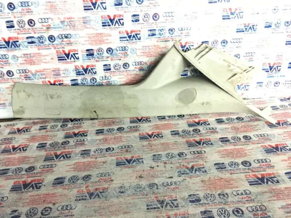 6J0867234 | Seat Ibiza Ön Sağ Direk Kaplaması VAG