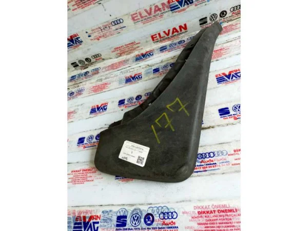 1J0075101A | VW Golf Arka Çamur Paçalığı Takımı VAG