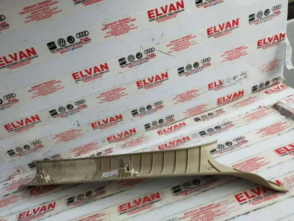1K5867288F | VW Jetta Arka Direk Kaplaması VAG
