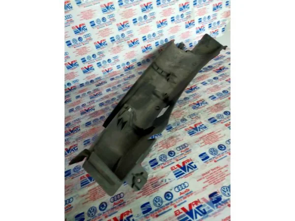 1P0867766G | Seat Leon Arka Sağ Koltuk Yan Kaplaması VAG