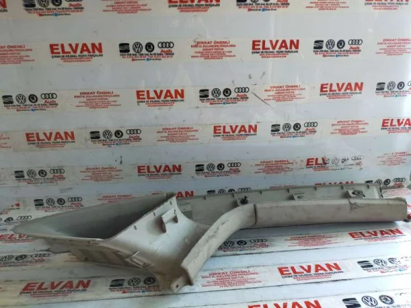 1T0867233L | VW Touran Sol Sütun Kaplaması VAG