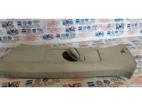 1T0867243E | VW Touran Sol Üst B Direk Kaplaması VAG