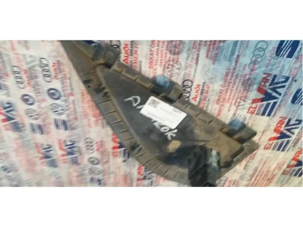 2H0858247B | VW Amarok Sol Göğüs Yan Kapağı VAG