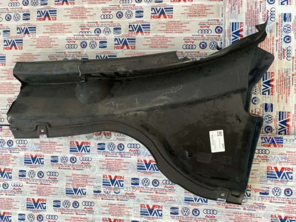 3C1819404B | VW Passat Sağ Ön Cam Izgarası VAG