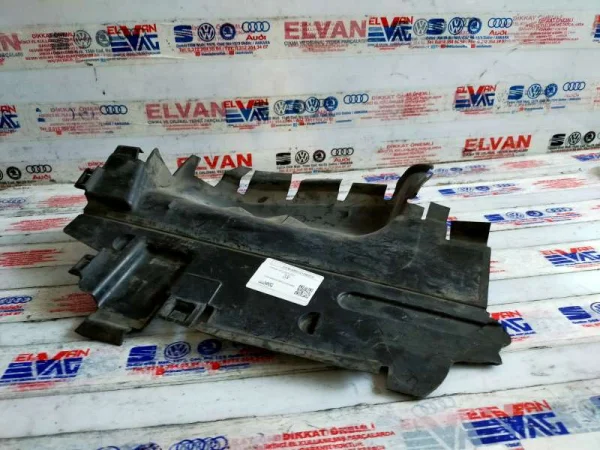 4M0121283CK | Audi Q7 Sol Radyatör Hava Yönlendiricisi VAG