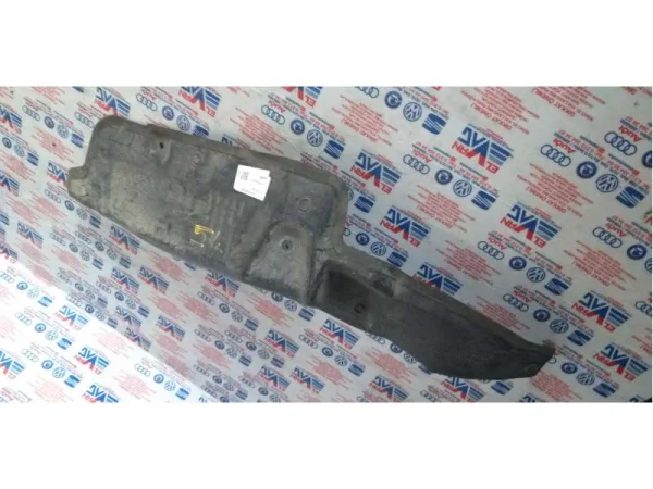 5P0853969 | Sol Ön Çamurluk Ses Yalıtım Kapağı | Seat Altea, Toledo VAG