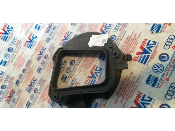 701819077B | Polen Filtresi Bağlantısı | VW Caravelle, Transporter VAG