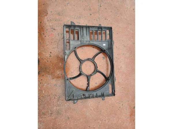 7E0121207E | VW Transporter Fan Davlumbazı VAG