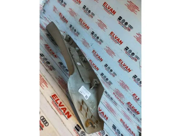 7H0867244CB | VW Transporter Sağ Üst B Sütunu Kaplaması VAG