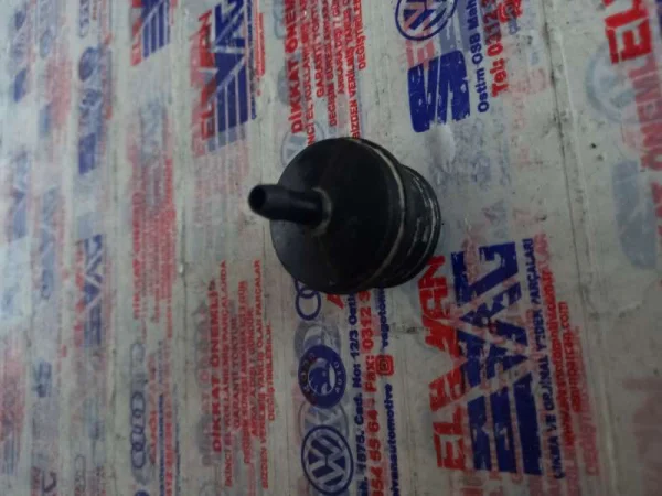 7H0129965 | VW Transporter EGR Hava Filtre Valfi VAG