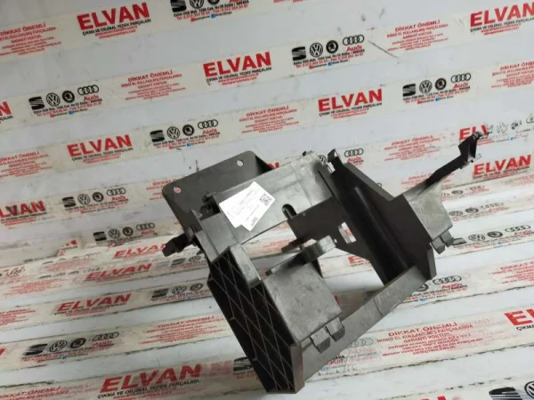1T1959503C | Konfor Beyni Braketi | VW Caddy, Touran VAG
