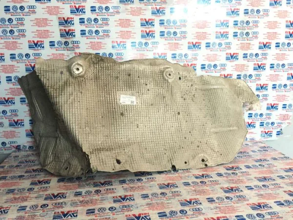 1K0825711E | Arka Egzoz Isı Kalkanı | VW Golf - Audi A3 VAG