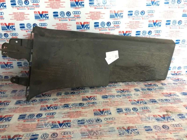 1P0867239D | Seat Leon Sol Orta Direk Alt Kaplaması VAG