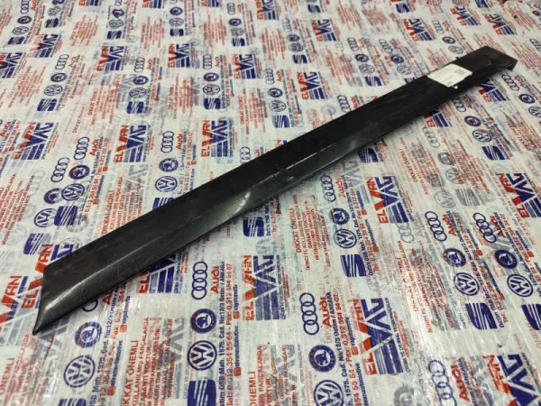 8P3853699B | Audi A3 Sol Arka Çamurluk Çıtası VAG