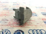 8W0837307 | Audi A4 Kapı Kilit Kapağı - 3