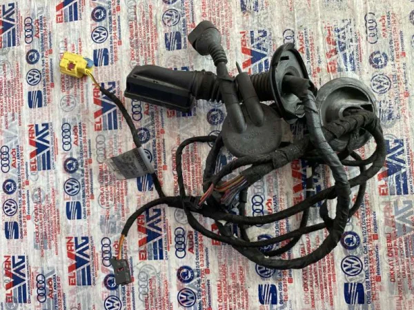 8K0971029AD | Audi A4 Sol Ön Kapı Kablo Tesisatı VAG