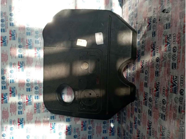 038103925AH | VW Polo Motor Üst Kapağı VAG