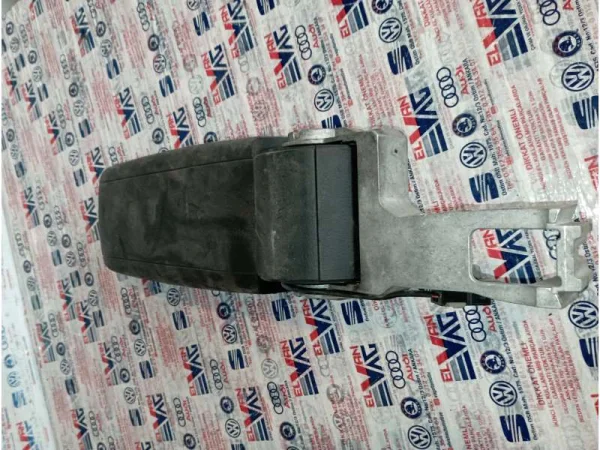 8E0864207D | Audi A4 Orta Kol Dayama VAG
