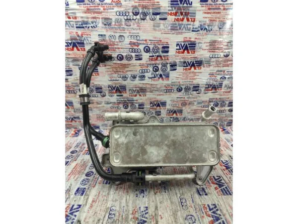 8W0317801 | Audi A4 Şanzıman Yağ Soğutucu Borusu VAG