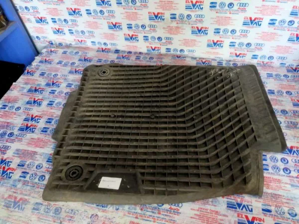 8W1061501 | Audi A4 Ön Kauçuk Paspas Seti VAG