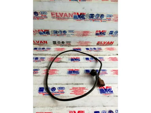 3B0973703A | Soket | VW Bora, CC - Audi A3, A4 - Seat Altea, Cordoba VAG