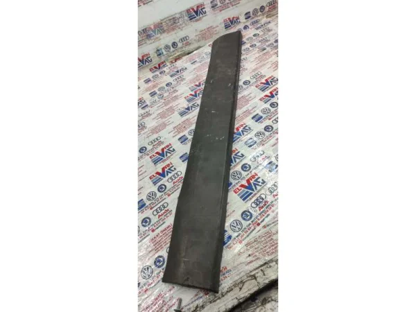 3B0854949B | VW Passat Arka Sol Kapı Alt Çıtası VAG