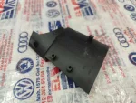 3G5867585 | VW Passat Sol Bagaj Menteşe Plastiği - 3