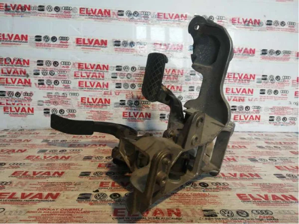 4H1723140A | Fren Pedalı | Audi A4, A5, A6, A7, A8, Q5 VAG