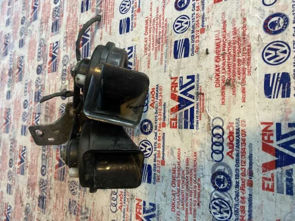 6R0951221A | VW Polo Korna Takımı VAG