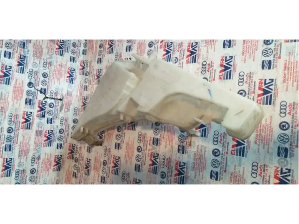 4G8955451K | Audi A6 Silecek Suyu Deposu VAG