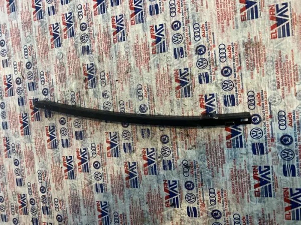 5P0839614A | Sürgülü Alt Kapı Makaralı Menteşesi | Seat Altea, Toledo VAG