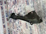 8W6821132B | Audi A5 Sağ Ön Çamurluk Braketi - 2