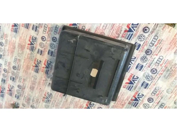 4L0864981B | Audi Q7 Orta Konsol Eşya Gözü VAG
