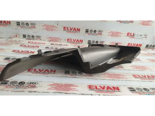 6J4867113B | Seat Ibiza İç Kapı Döşemesi VAG