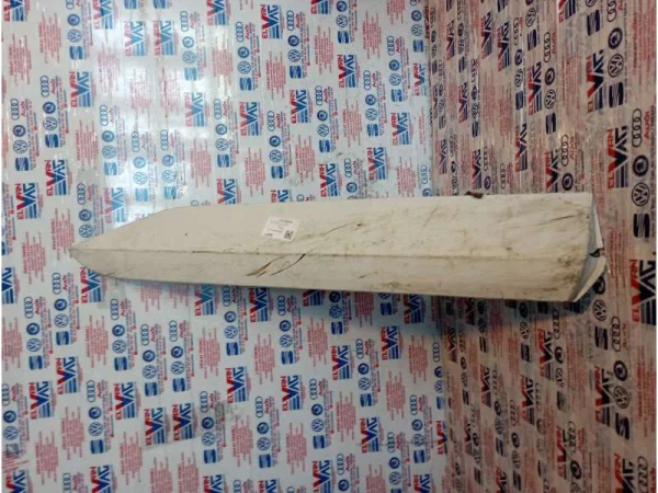 3V0854950 | Sağ Arka Kapı Bandı VAG
