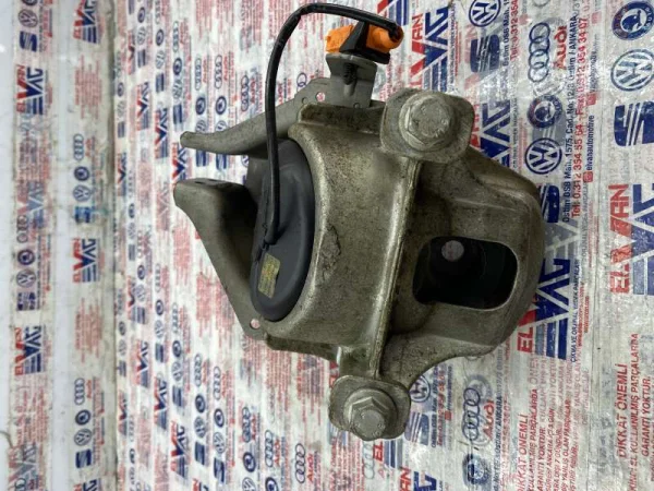 8R0199381E | Elektrikli Sağ Motor Takozu | Audi A4, A5, Q5 VAG