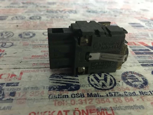 1U0941333D | Skoda Octavia Far Yükseklik Ayar Düğmesi VAG