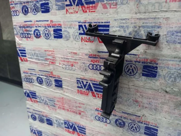 059971504K | Kablo Tutucusu | Audi A6, A7, Q7 VAG