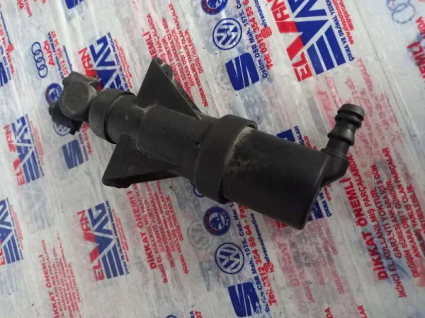 8D0955102 | Sağ Far Yıkama Robotu VAG