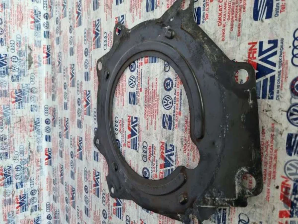 03D103647C | Volant Ara Sacı | VW Polo - Seat Ibiza, Toledo - Skoda Fabia, Rapid, Roomster VAG