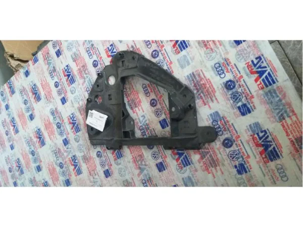 8L0858388A | Sigorta Kutusu Kapağı | Audi A3 - Seat Leon VAG